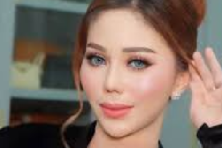 Fenny Meylani Viral di Podcast Densu yang Heboh Karena Simpan Video Suaminya dengan Selingkuhannya, Begini Faktanya!